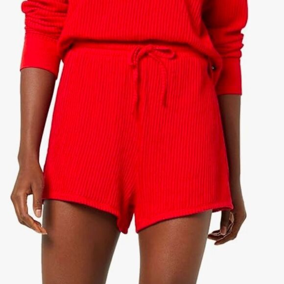 NWT New EleVen Venus Williams Cherry Red In Bloom Lounge Short Medium Soft - Picture 1 of 11